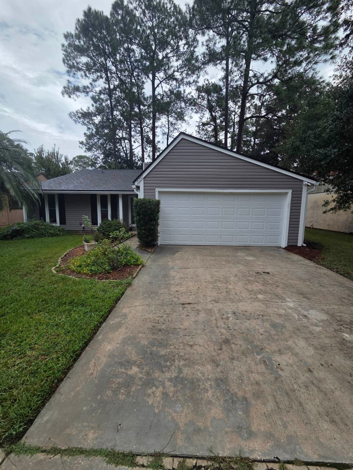 Gallery photos for Gorgeous Vinyl Siding Repaint in Mandarin Florida: Image #2