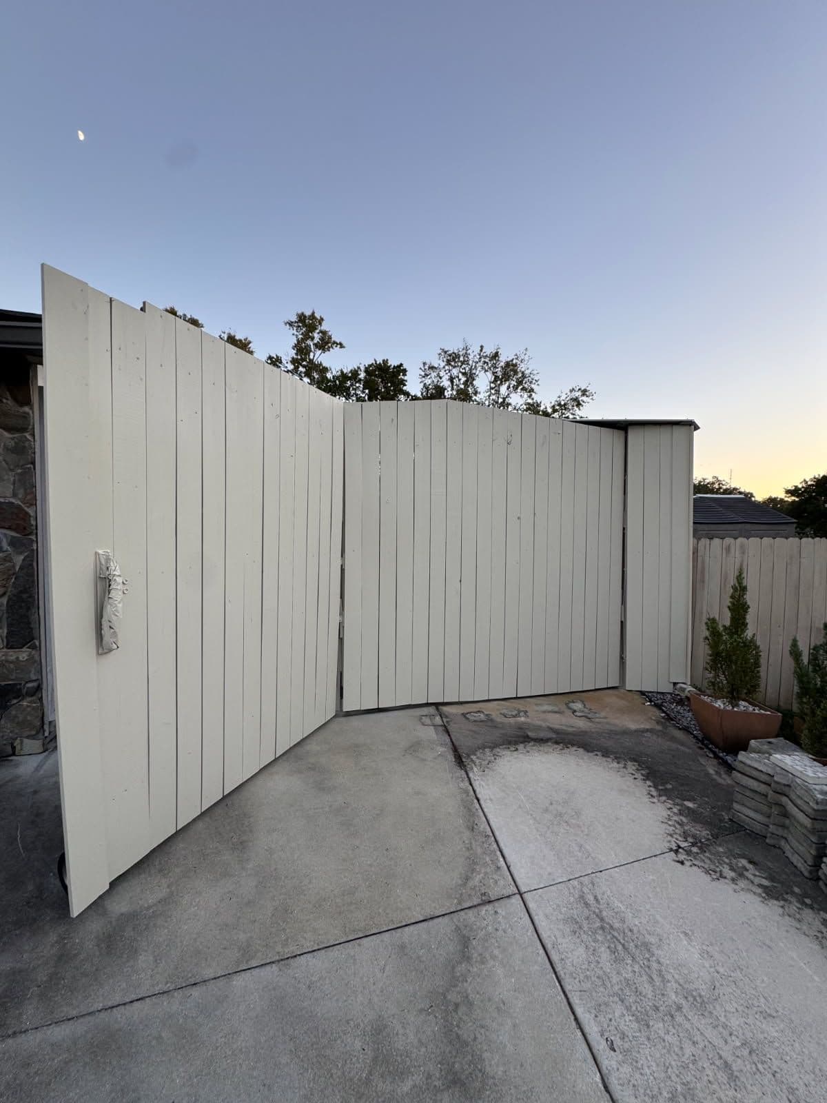 Project Beautiful Beige Fence Transformation in Middleburg image