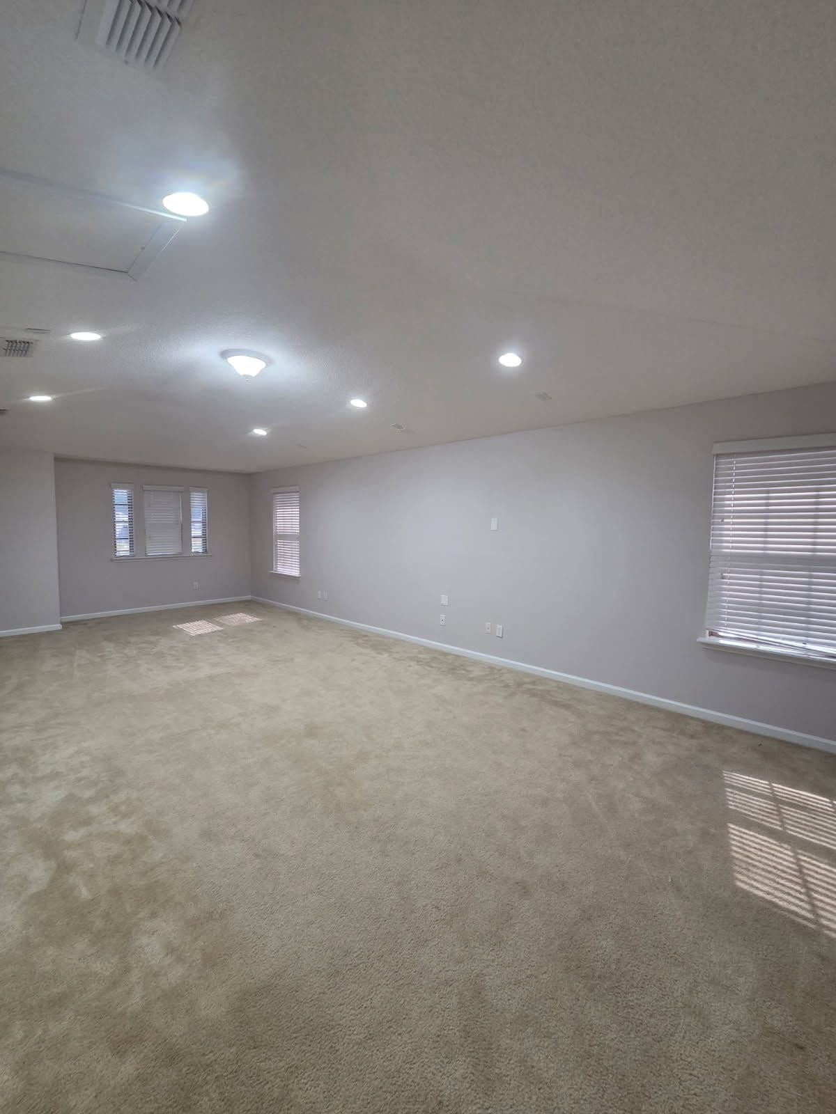 Spruce Up Your Space with Fresh Paint and Repairs Without the Stress image